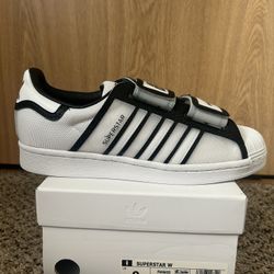 Adidas Superstar Size 9 Woman