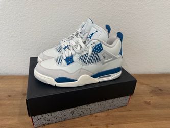 Air Jordan 4 Retro Military Blue