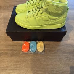 Billie Eilish Jordan 1 KO “Ghost Green” (New w/ Extra Laces)