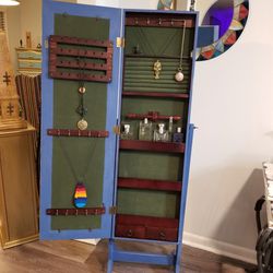 Like New Floor Stand Mirror Jewelry Cabinet 