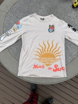 (Like New) Long sleeve designed shirt