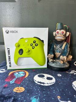 Microsoft XBOX Series X/S Wireless Controller - Electric Volt Yellow Brand NEW