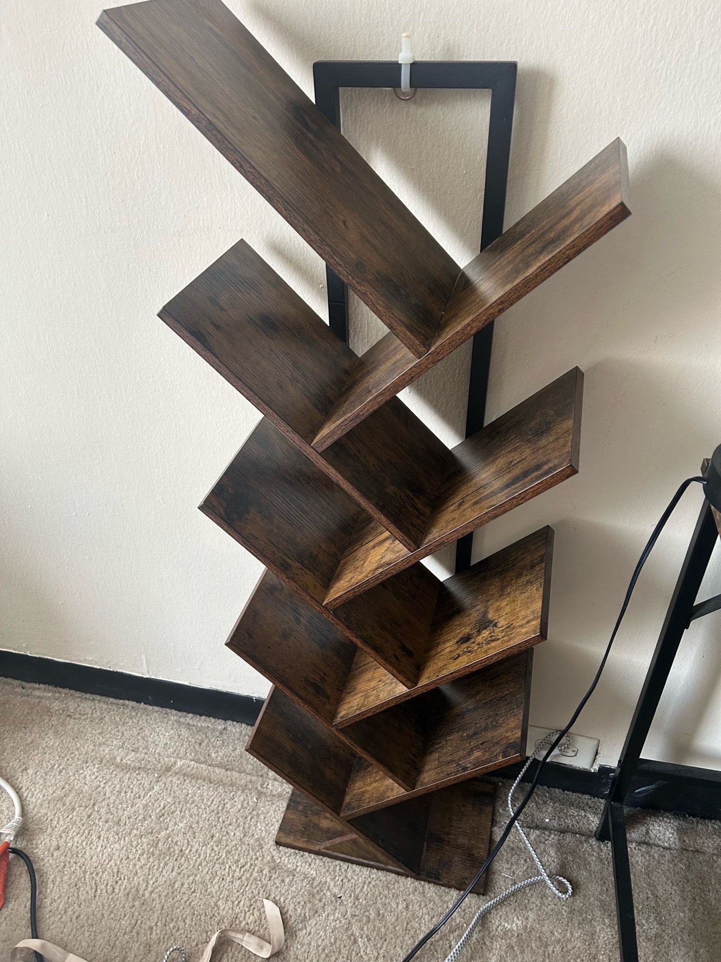 Books organizer