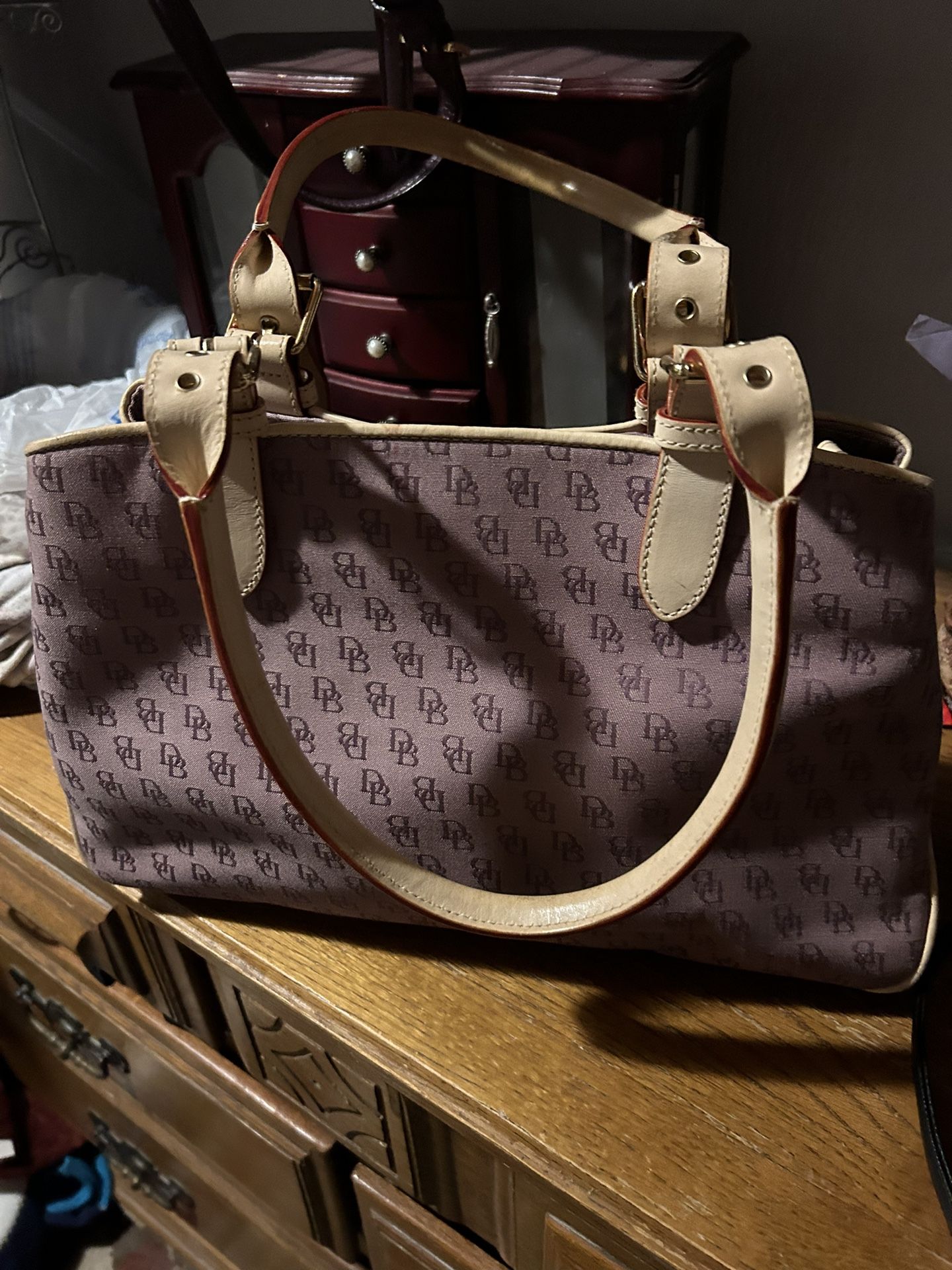 Dooney and Bourke purse