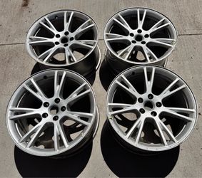 Tesla Model Y 19” rims