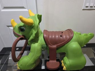 Rideamals Triceratops Dinosaur