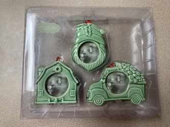 NEW-Christmas Ornament Photo Frames