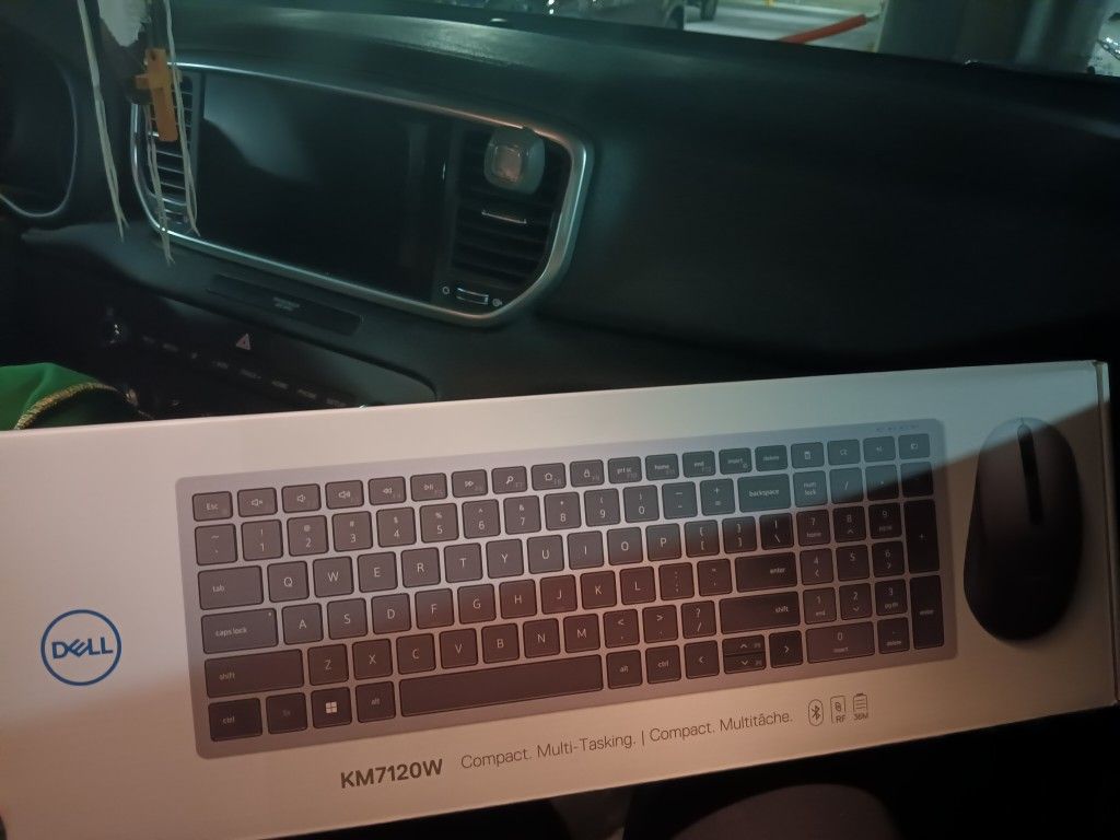 Dell WIRELESS MOUSE AND KEYBOARD NIB