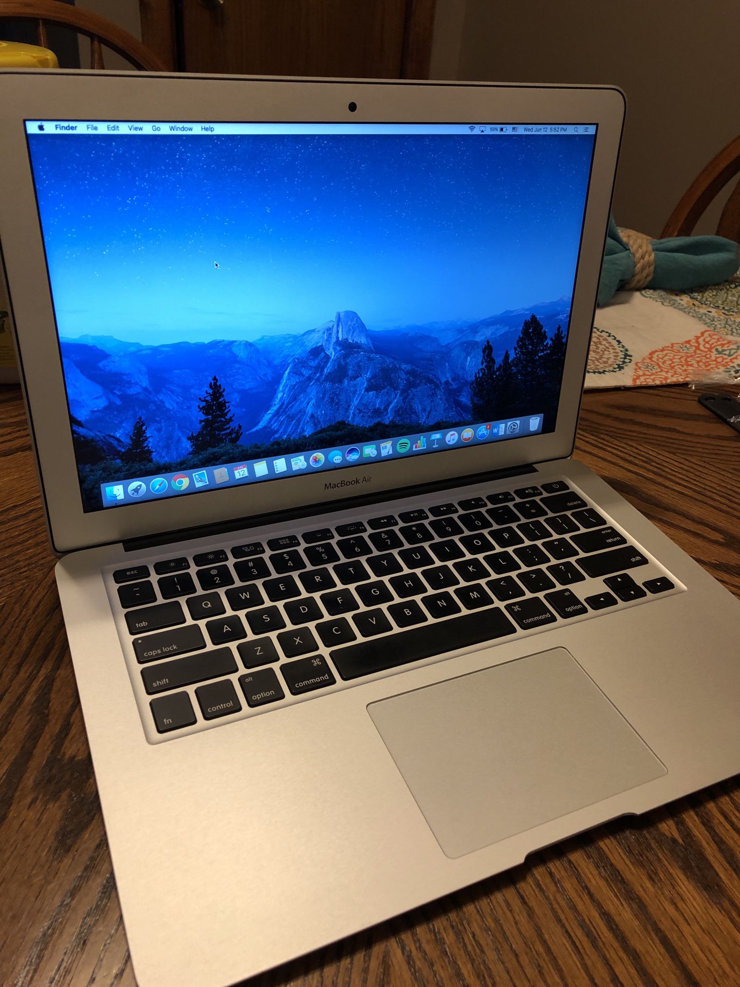 Apple MacBook Air 13” 2015 model 128GB SSD 8GB RAM