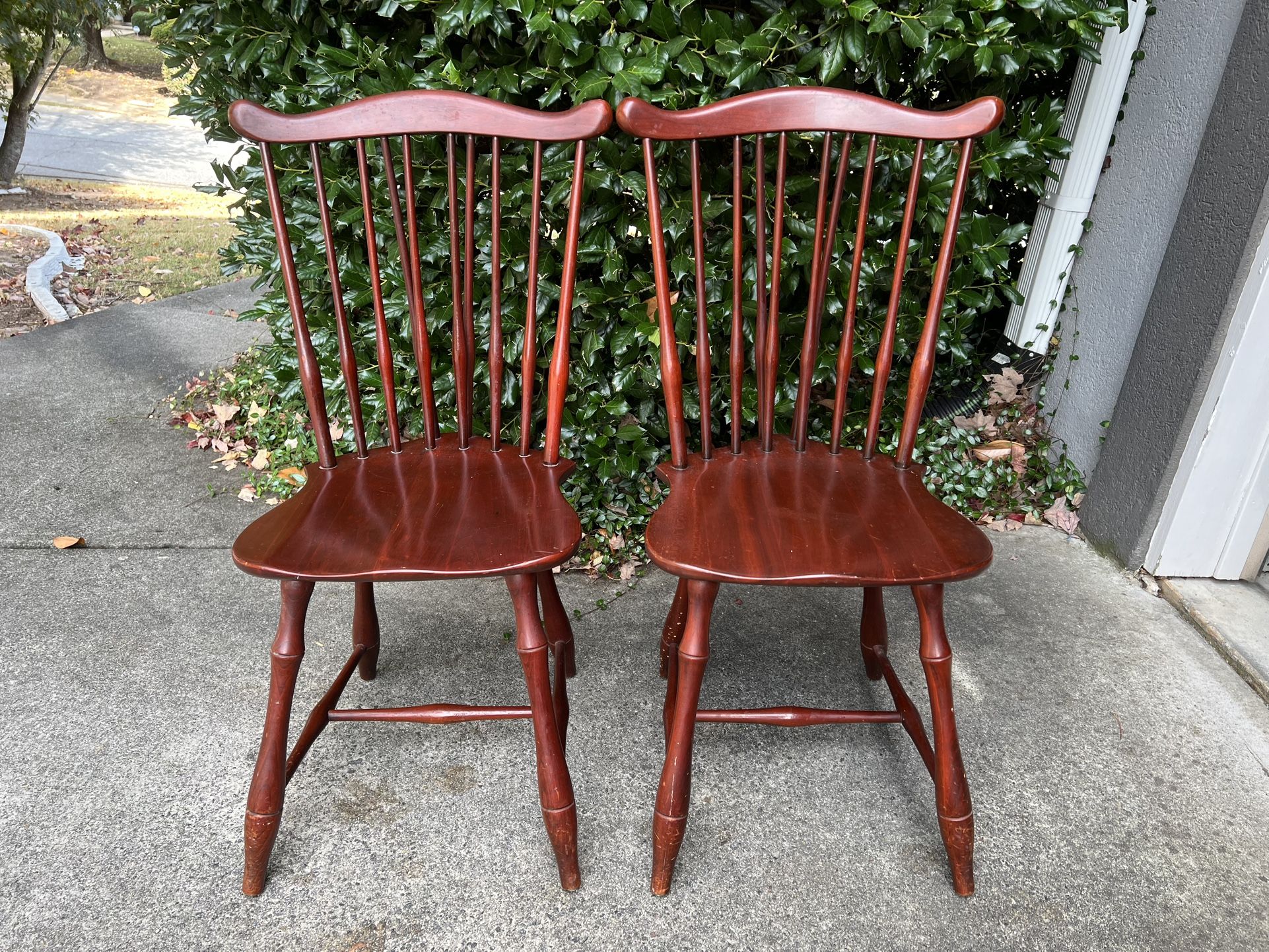 Antique Set of 2 Early 20th Century Spindle Windsor Chairs