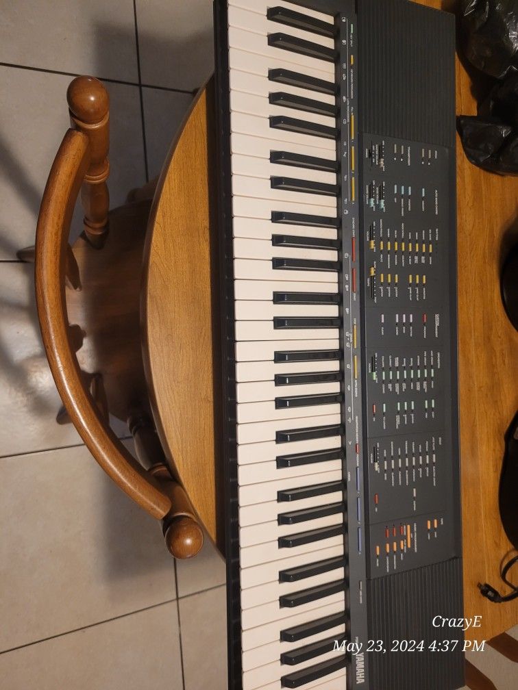 Yamaha Keyboard PSR-70