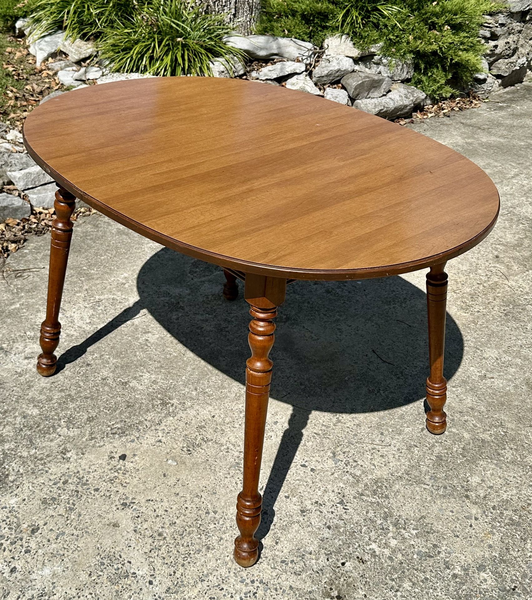 Tell City - 48" Solid Maple Oval Dining Table W/Out Leaves & Chairs Model-F8155