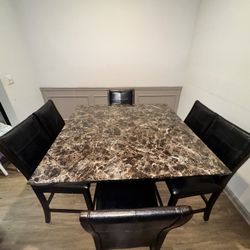 Dinning Table 