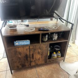 Tv Stand Free