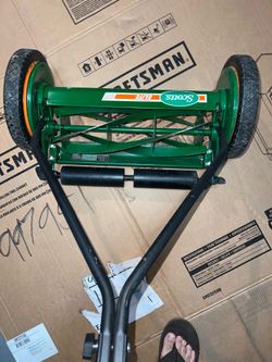 Scott's 16 in. Manual Walk mower