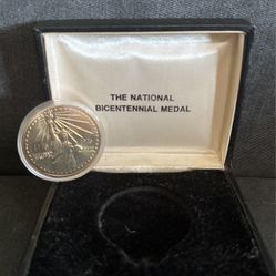 **American Bicentennial Medal - 1976 Commemorative Coin**