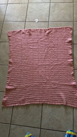 Baby blanket with beanie