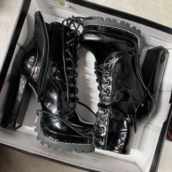 Black Platform Boot Heals