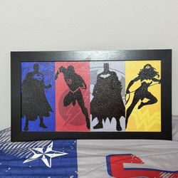 DC Decor Wall Art – Great Condition!