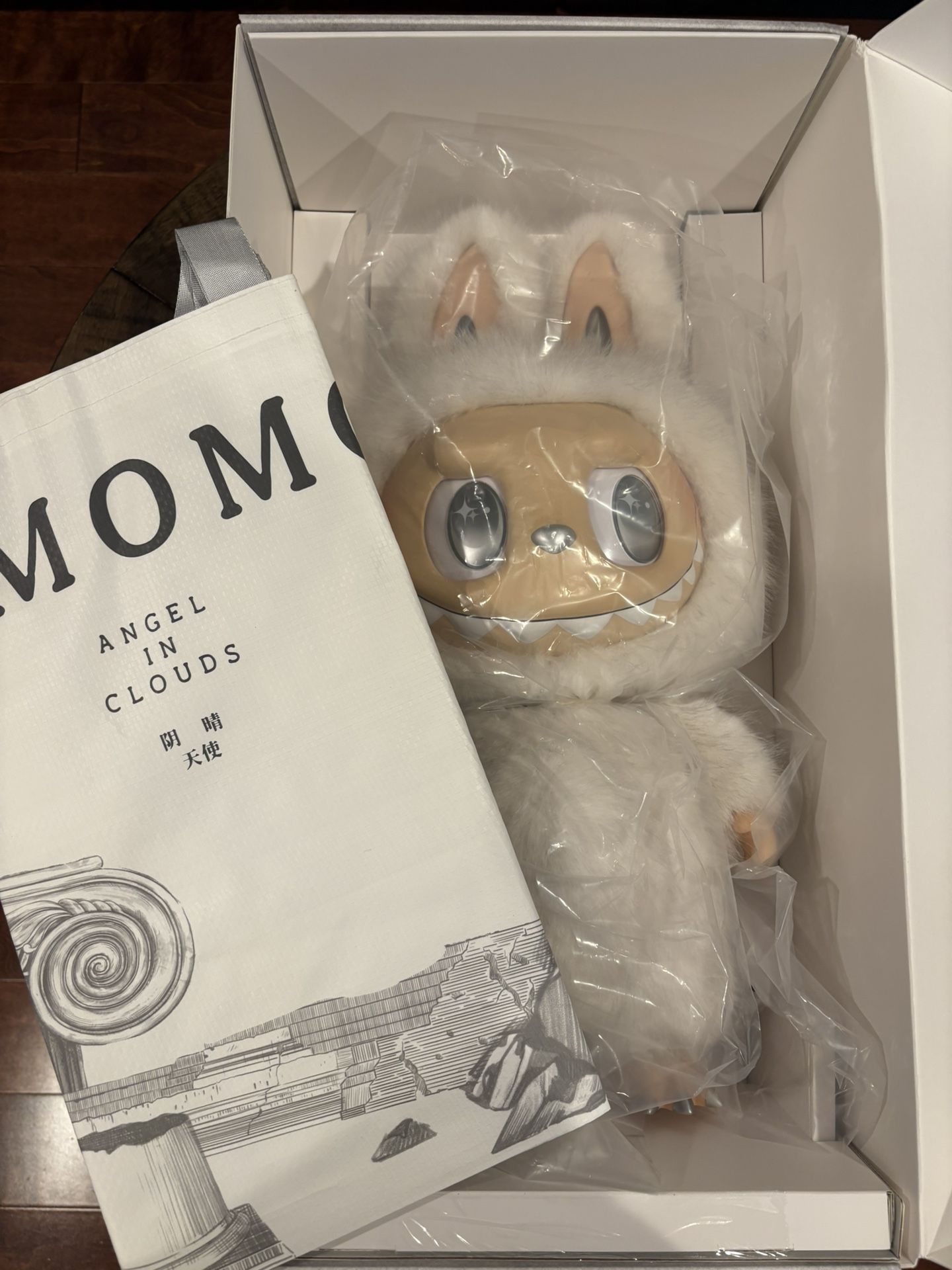 Pop Mart The Monsters Labubu Zimomo Angel in Clouds Figure + Tote Bag