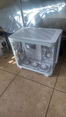 Montech King 95 Pro Computer Case - White