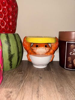 Crab food stool