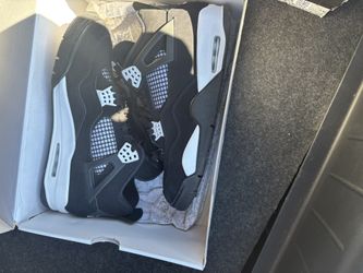 Red/white/yellow, Thunder 4s / Supreme Forces 