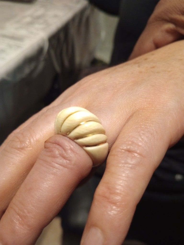14kt 585 Domed Vintage Ring Sz 7