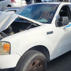 2005 Ford F-150 XLT Supercrew 2WD 5.4 L. V6 For Parts Only