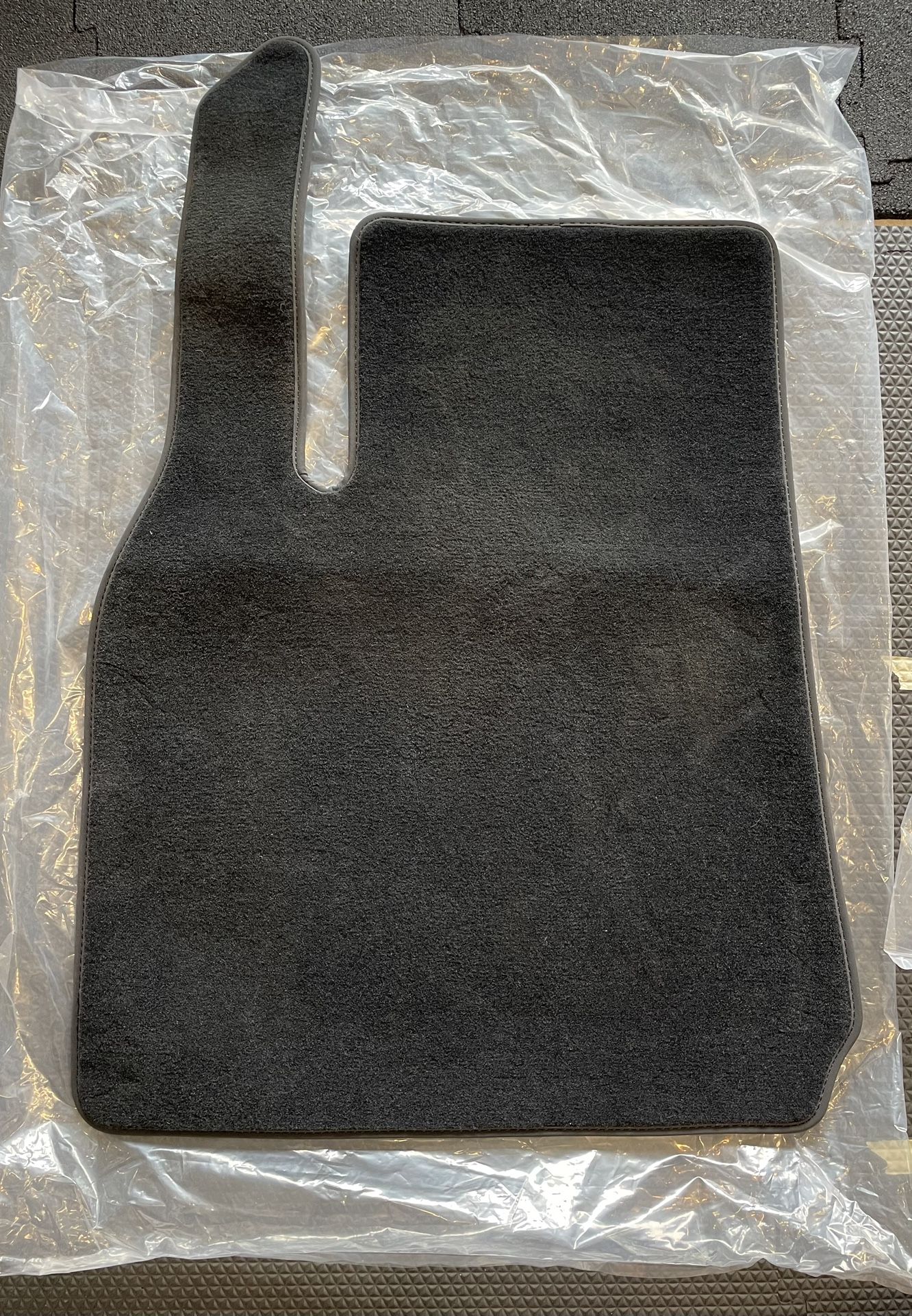 2023 Tesla model Y Floor Mats