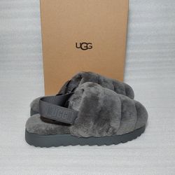 UGG size 9 women's shoes. Grey. Brand new in box 