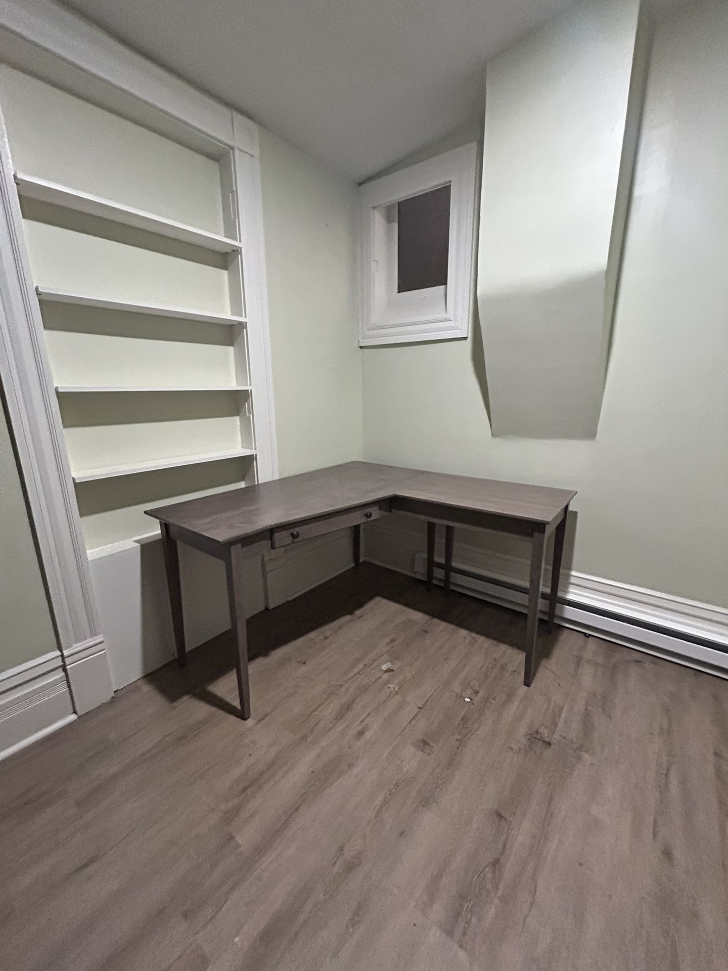 Archbold Furniture Modular L-Shaped Desk
