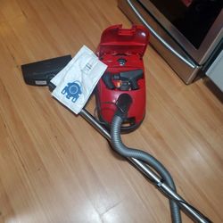 Miele C1 Powerline vacuum cleaner Red Classic. 