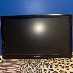 LCD MONITOR SAMSUNG  P2770HD (HDMI/DVI)