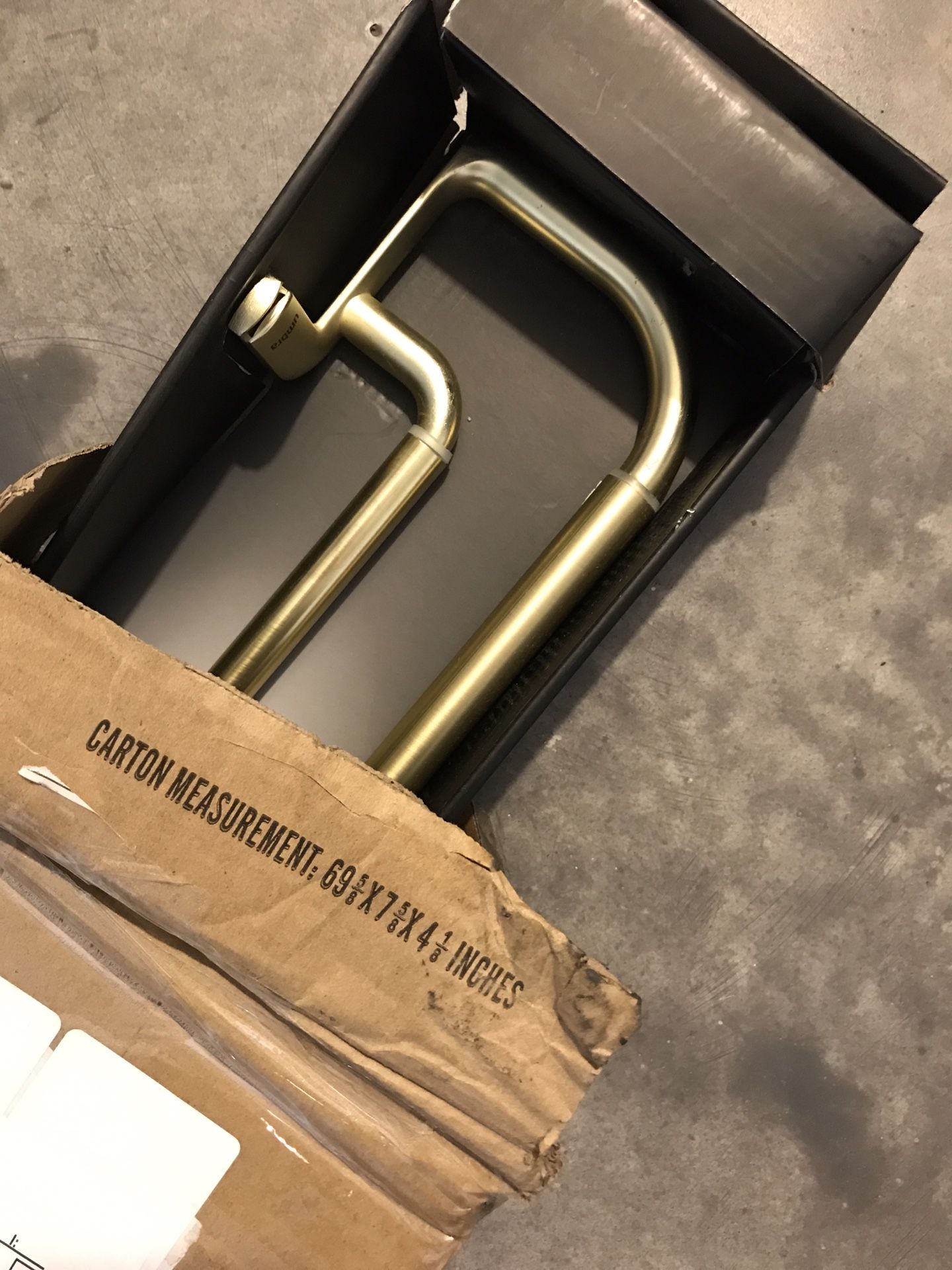 BRAND NEW- Umbra Twilight Double Curtain Rod Set – Brass, 88-144 Inch