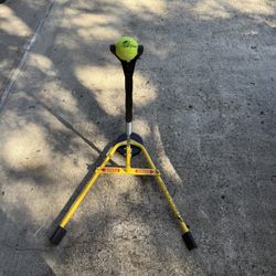 Billie Jean Kings Eye Coach Industry’s #1 At Home Ball-Striking System for Tennis