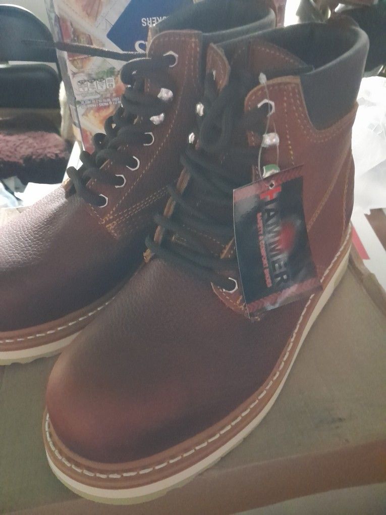 Hammer Work Boots For Men Size 8.5 Steel Toed
