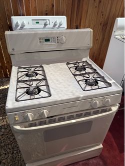 Gas stove