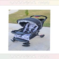 off its Kids' Stroller Secure and Chic for Today's Families