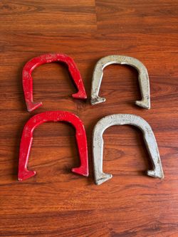Used Solid American Professional Steel Horseshoes. Genuine Steel 7 Inches Lot of 4