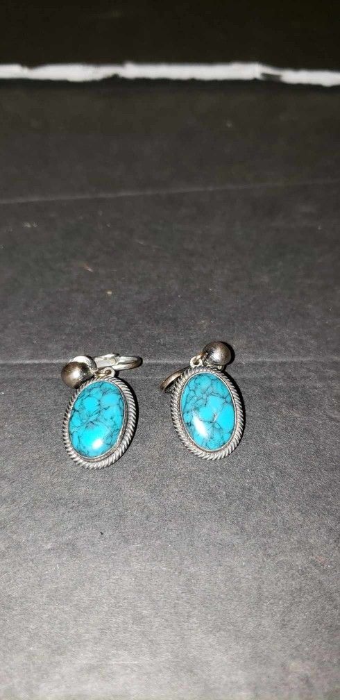 Vintage Sterling Silver Native styled Earrings - Clip Back - Turquoise look