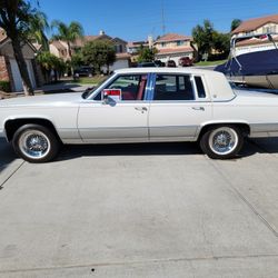 1991 Cadillac Brougham