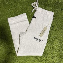 Essential Sweatpants 