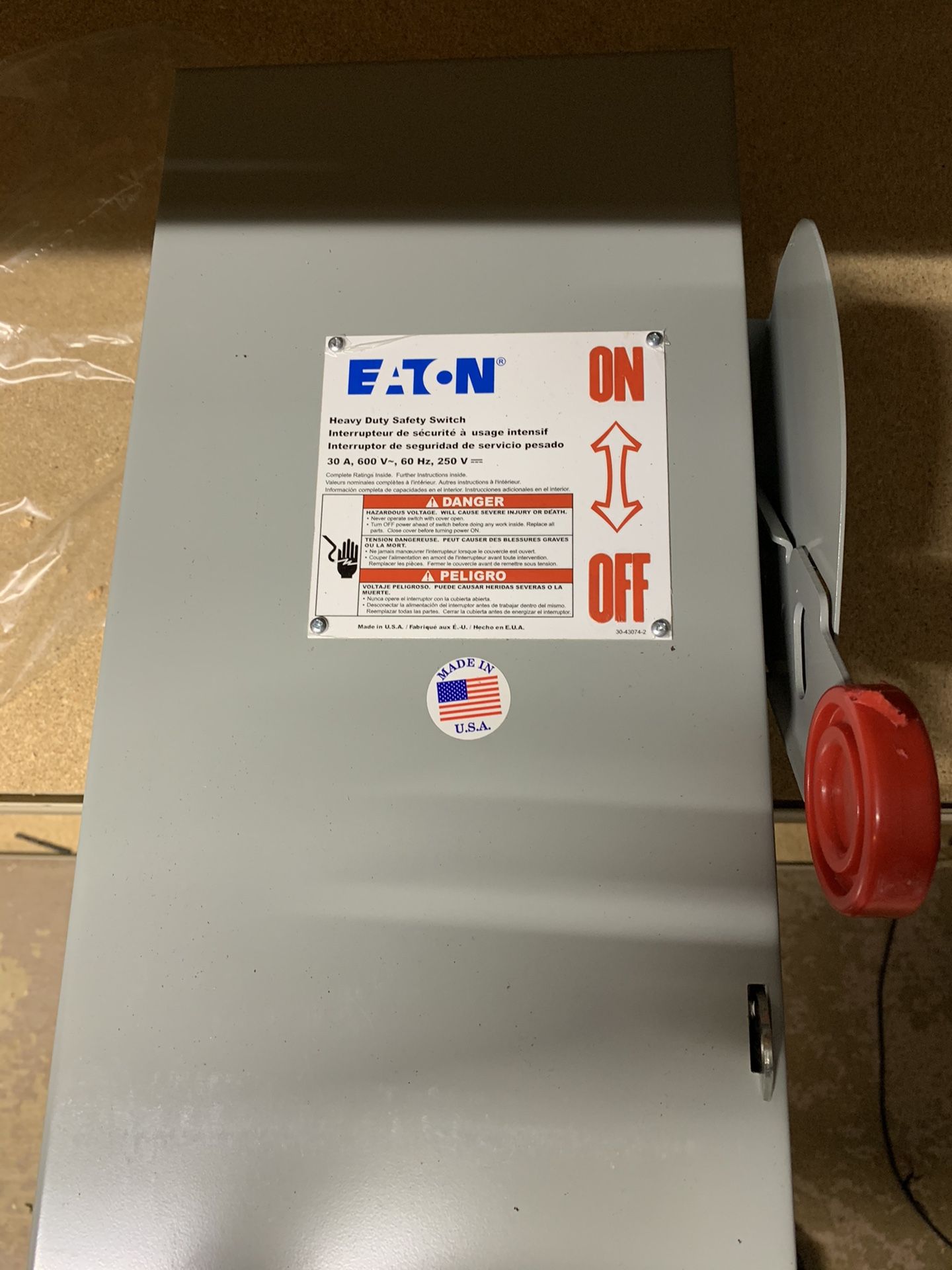 Eaton heavy duty safety switch