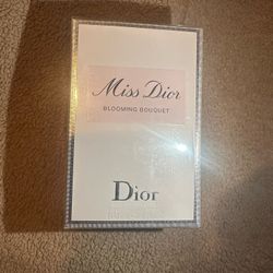 Miss Dior Blooming Bouquet