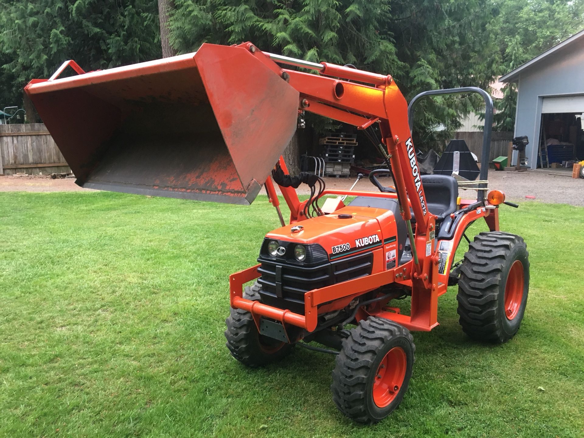 Kubota B7500 w/attachments for Sale in Snohomish, WA OfferUp
