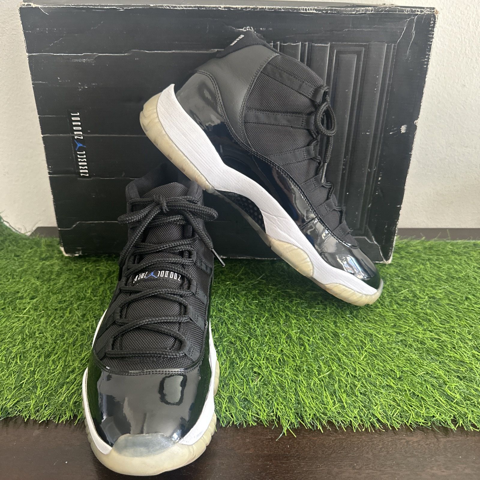 Size 13 - Air Jordan 11 Retro 2009 Space Jam