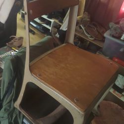 Kids Vintage School Chair