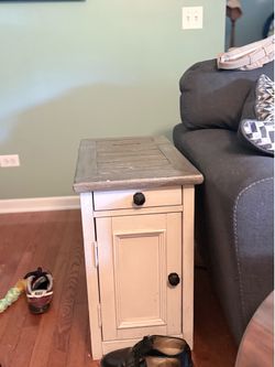 End table