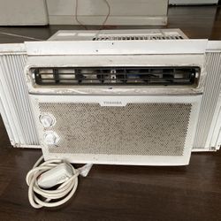 Toshiba 60hz 115v Air Conditioner